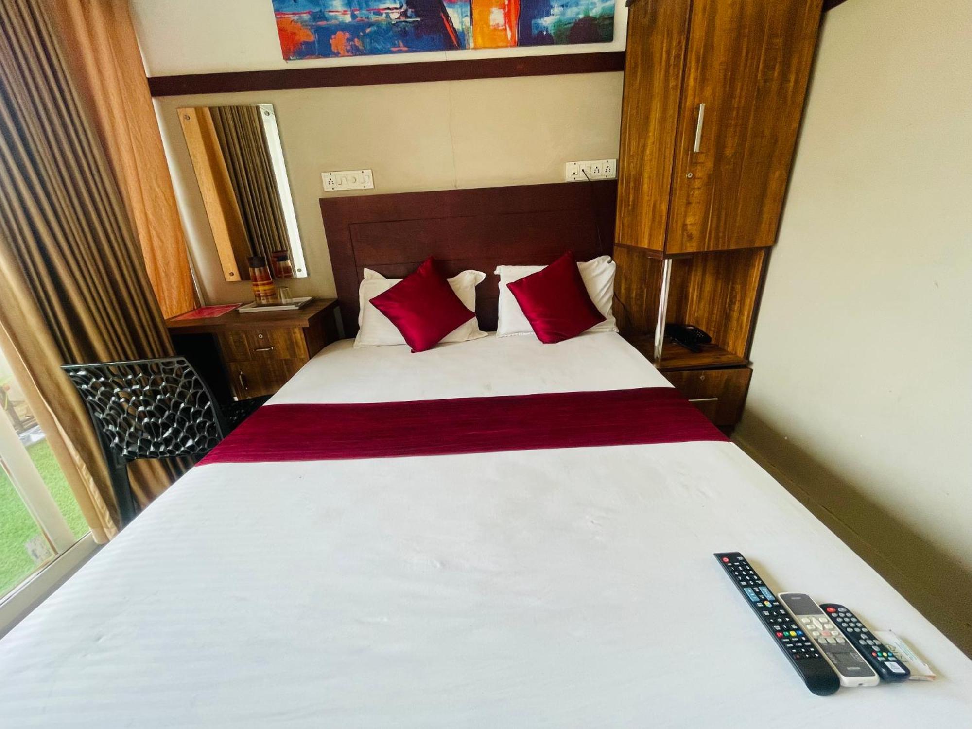 Rio Rooms Mims Calicut Extérieur photo